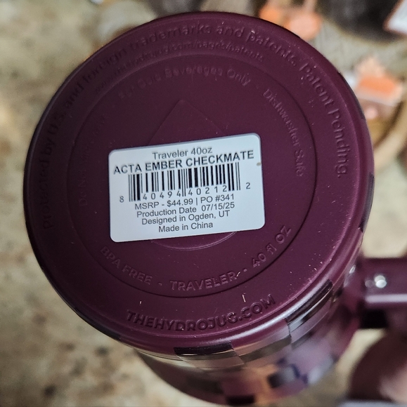 NWT HydroJug x ACTA EMBER CHECKMATE 40oz Traveler - Picture 6 of 7